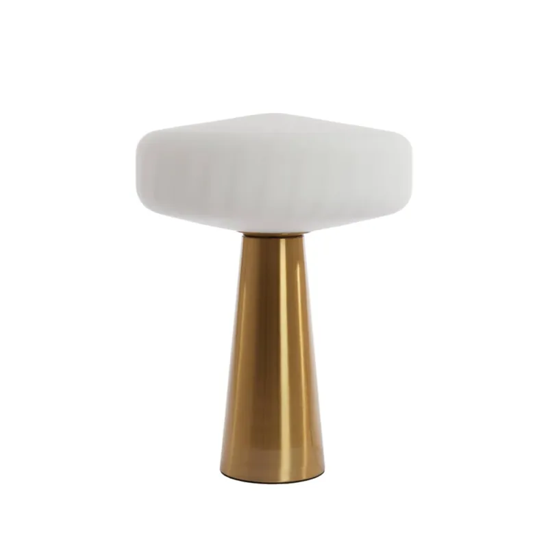 Pleat 53cm bordslampa - Expressfrakt